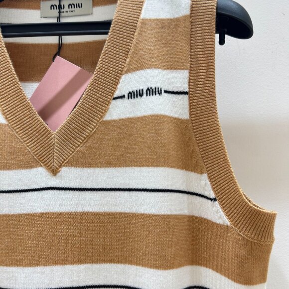 Miu Miu Gray VNeck Women's Sweater - Picture 8 of 10